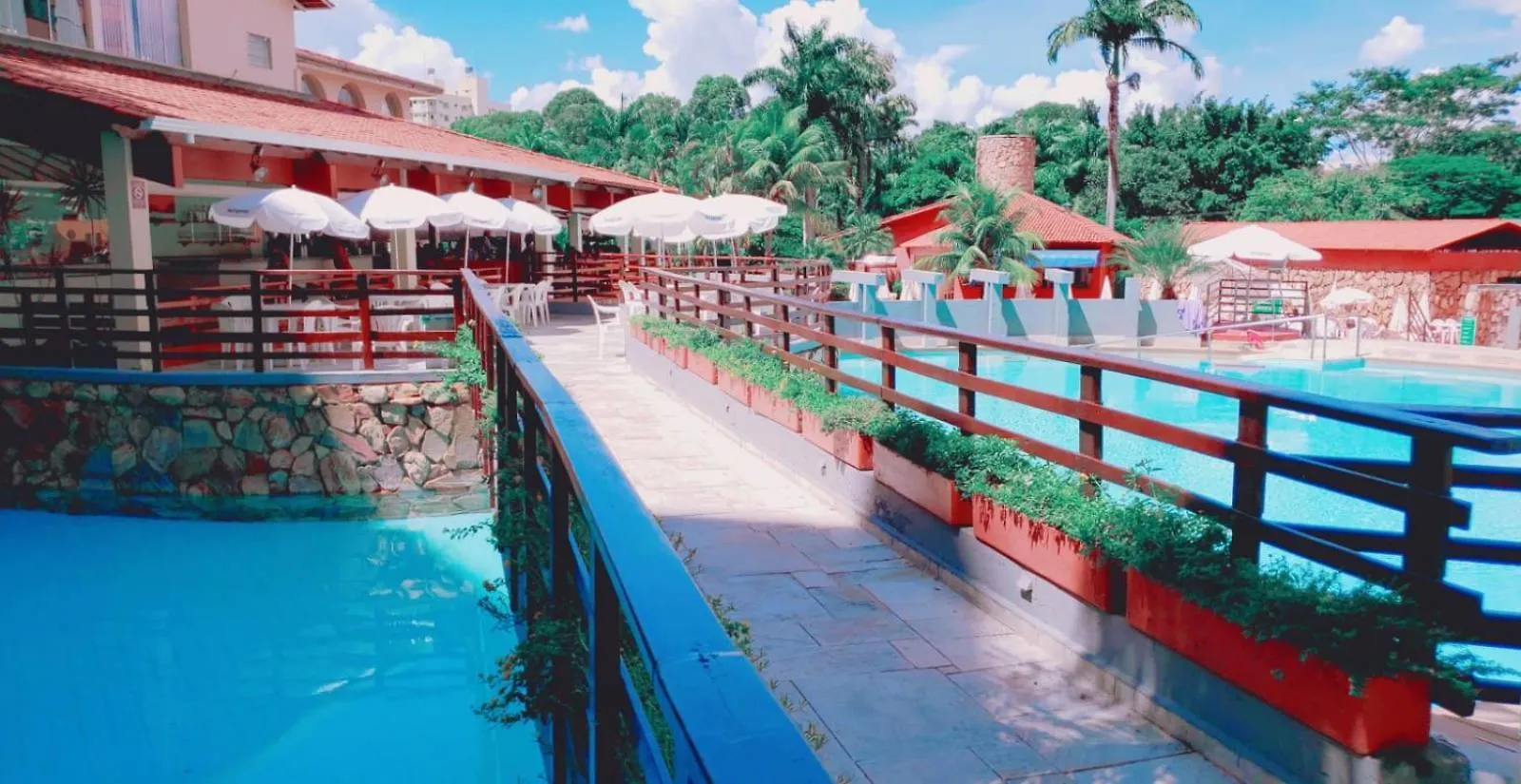 Hot Springs - Aptos Com Banheira - Piscinas Termais 24 Horas Hotel Caldas Novas 5*,